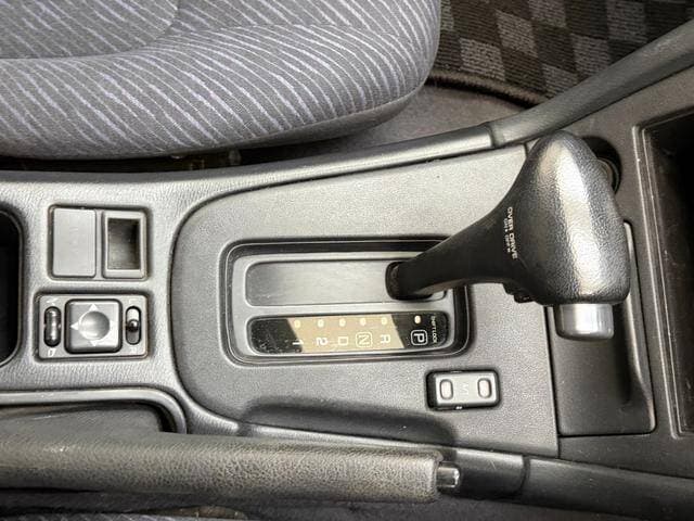 1993 Nissan Silvia JDM car for sale — photo 9 of 18