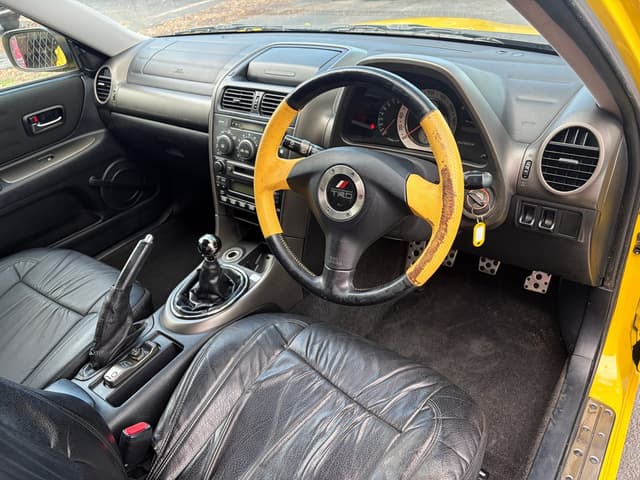 1998 Toyota Altezza JDM car for sale — photo 10 of 16