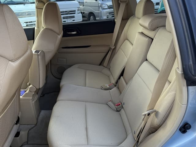 2005 Subaru Forester JDM car for sale — photo 8 of 11