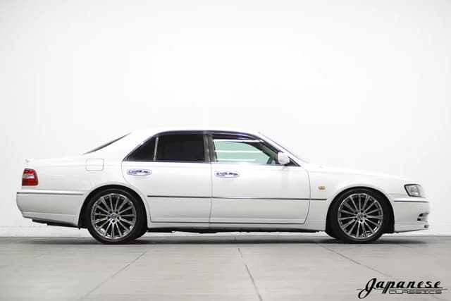 1997 Nissan Cima JDM car for sale — photo 5 of 25