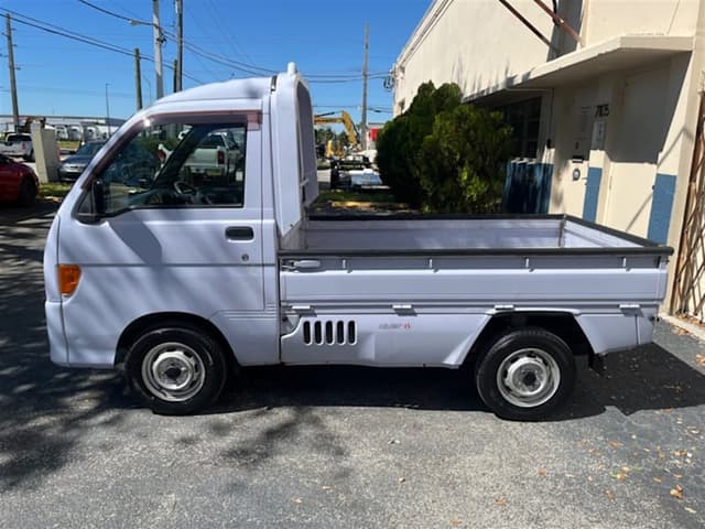 1997 Daihatsu Hijet JDM car for sale — photo 4 of 17