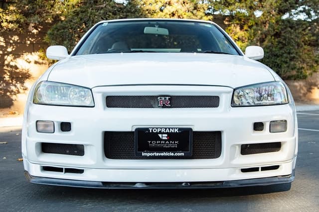 1999 Nissan Skyline JDM car for sale — photo 4 of 25