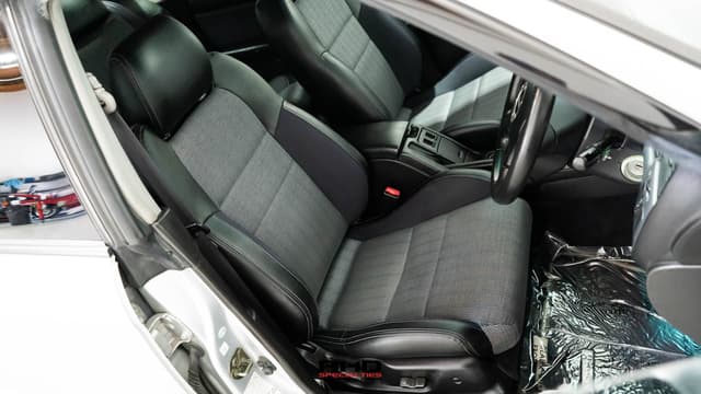 2001 Subaru Legacy JDM car for sale — photo 10 of 25