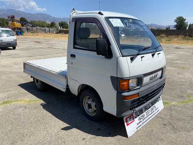 1994 Daihatsu Hijet JDM car for sale — photo 16 of 24