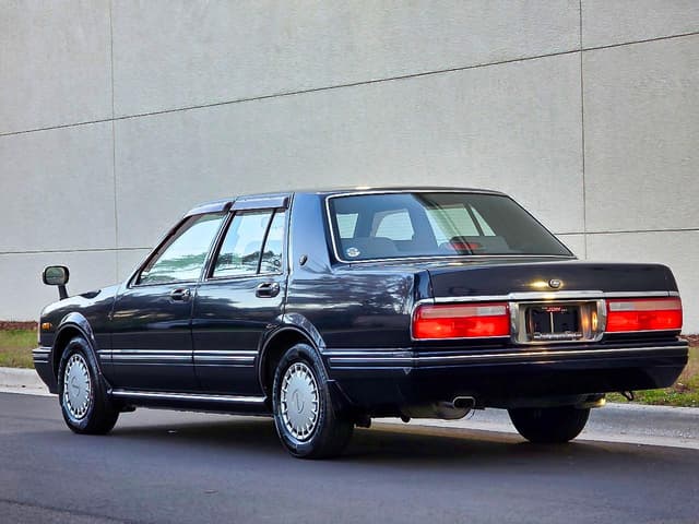 1999 Nissan Cedric JDM car for sale — photo 4 of 25