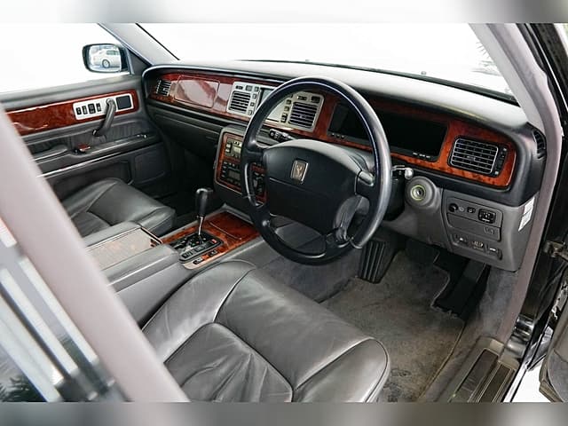 1999 Toyota Century JDM car for sale — photo 24 of 25