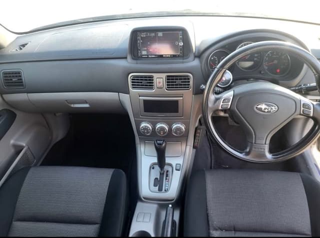 2005 Subaru Forester JDM car for sale — photo 8 of 12