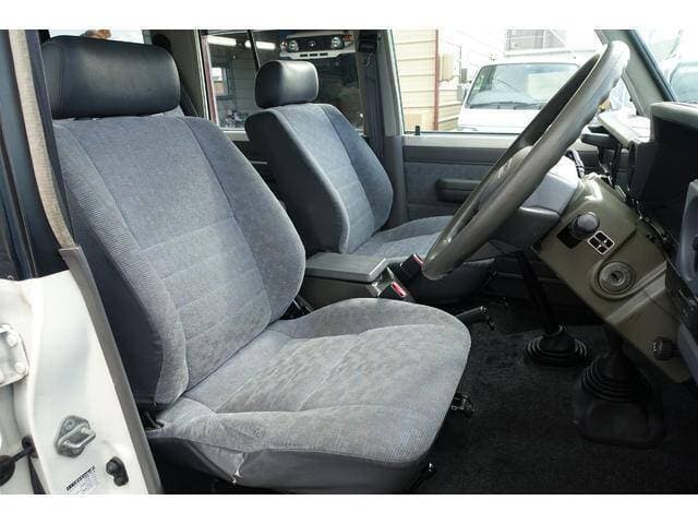 2000 Toyota Land Cruiser JDM car for sale — photo 18 of 19