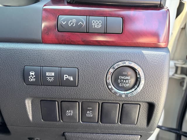 2008 Toyota Alphard JDM car for sale — photo 8 of 17