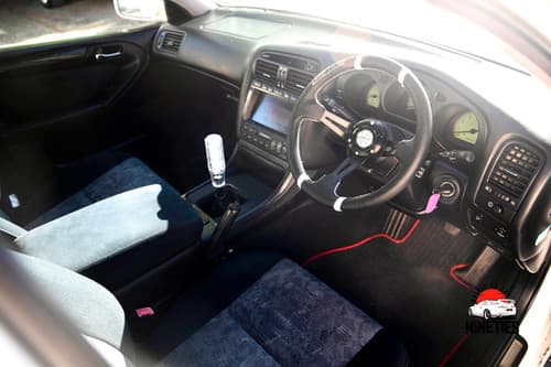 1997 Toyota Aristo JDM car for sale — photo 8 of 11