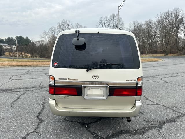 1999 Toyota HiAce JDM car for sale — photo 6 of 20
