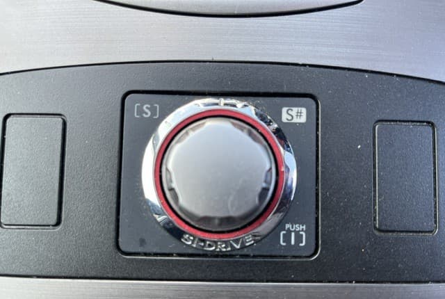 2011 Subaru Legacy JDM car for sale — photo 18 of 25