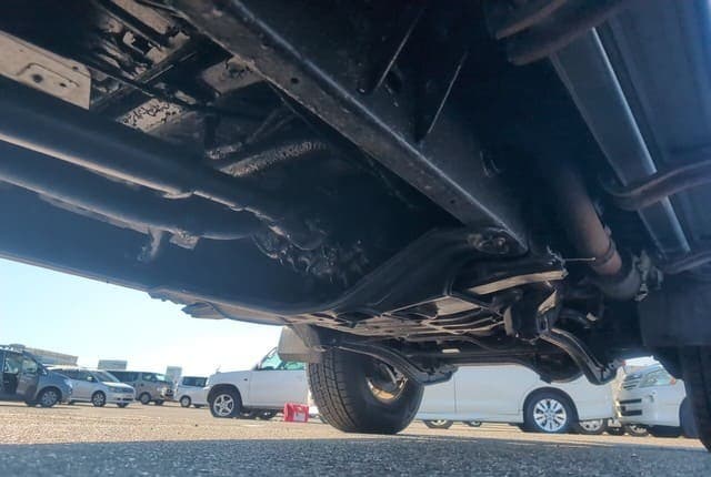 2001 Toyota Land Cruiser JDM car for sale — photo 22 of 25