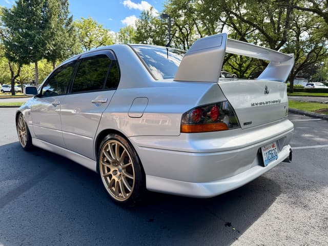 2001 Mitsubishi Lancer Evolution JDM car for sale — photo 12 of 25