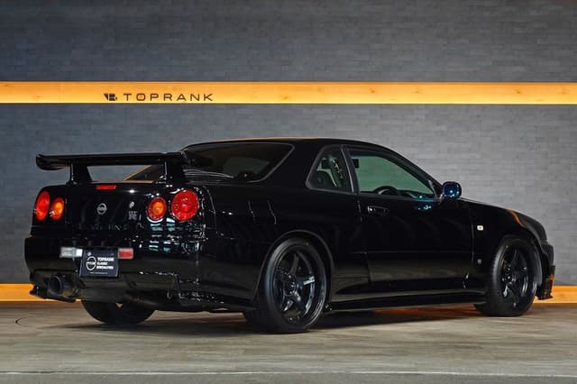 2002 Nissan Skyline JDM car for sale — photo 8 of 25