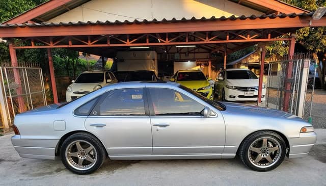 1990 Nissan Cefiro JDM car for sale — photo 7 of 12