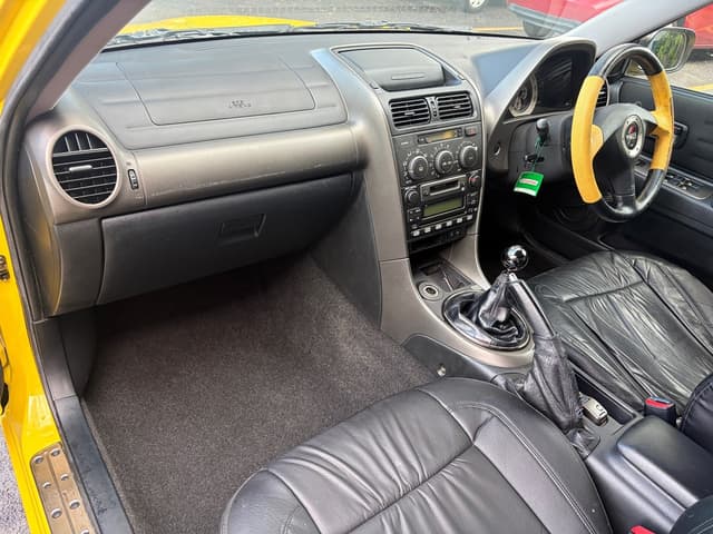 1998 Toyota Altezza JDM car for sale — photo 12 of 16