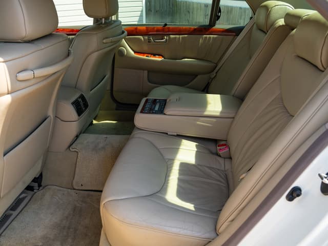 2000 Toyota Celsior JDM car for sale — photo 12 of 14