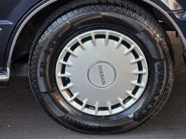 1999 Nissan Cedric JDM car for sale — photo 23 of 25