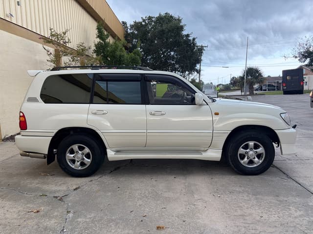 2000 Toyota Land Cruiser JDM car for sale — photo 9 of 23