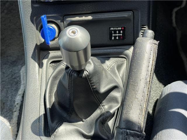 1993 Nissan Skyline JDM car for sale — photo 13 of 23