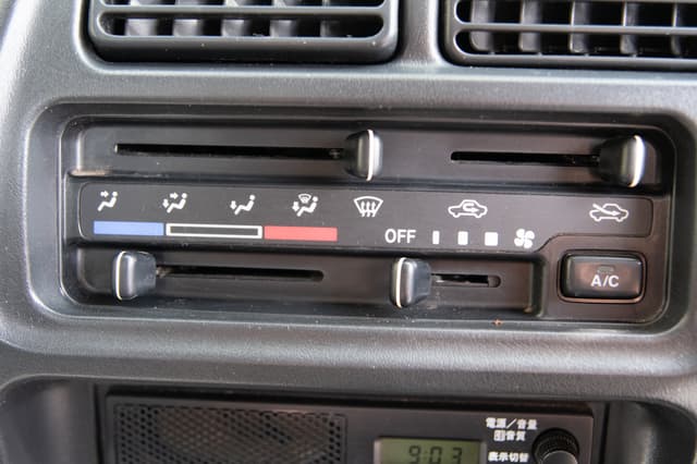 2001 Suzuki Carry JDM car for sale — photo 13 of 14