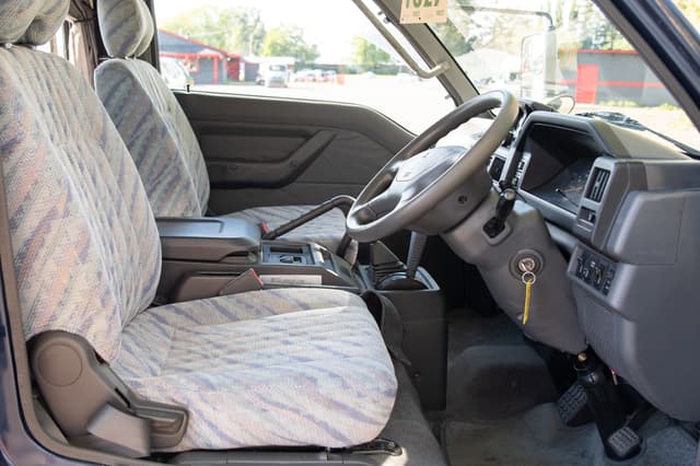 1999 Mitsubishi Delica JDM car for sale — photo 10 of 15