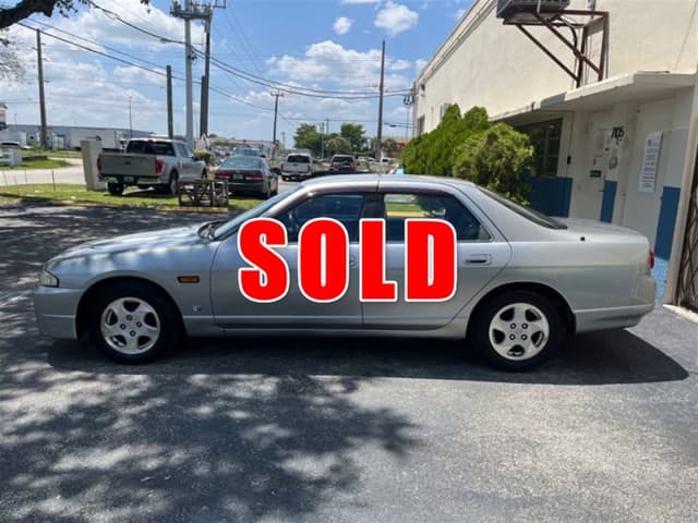 1997 Nissan Skyline JDM car for sale — photo 4 of 16