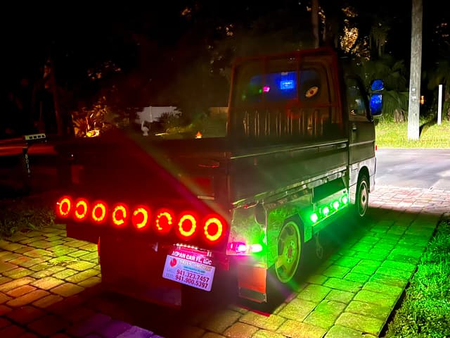 1997 Daihatsu Hijet JDM car for sale — photo 17 of 20