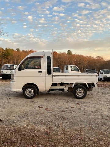2000 Daihatsu Hijet JDM car for sale — photo 13 of 25