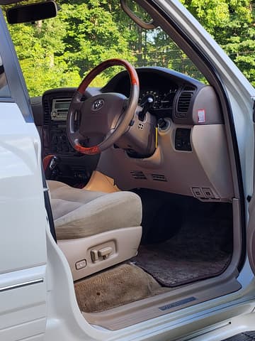 2001 Toyota Land Cruiser JDM car for sale — photo 12 of 24