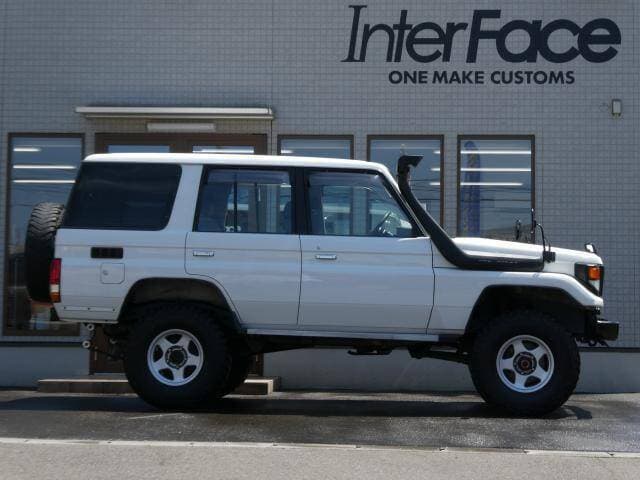 2000 Toyota Land Cruiser JDM car for sale — photo 7 of 19