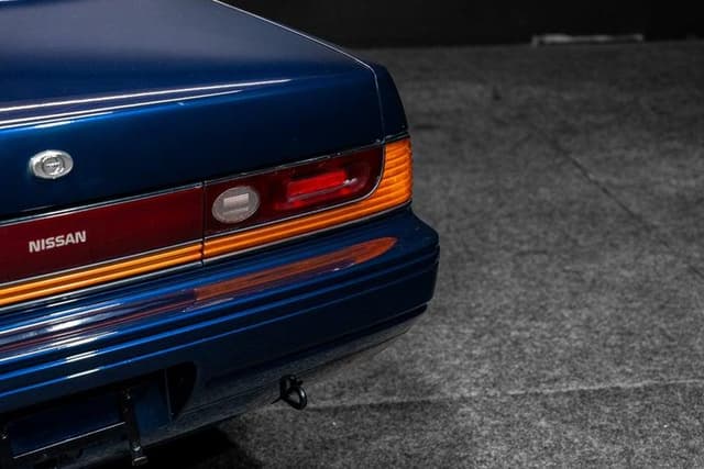 1990 Nissan Cefiro JDM car for sale — photo 10 of 17