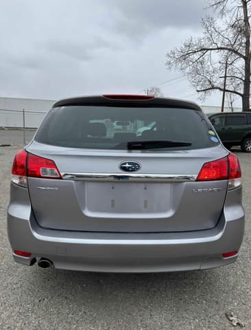 2010 Subaru Legacy JDM car for sale — photo 6 of 11