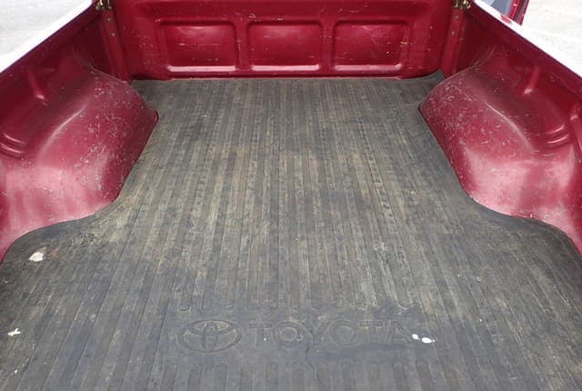 2001 Toyota Hilux JDM car for sale — photo 20 of 25
