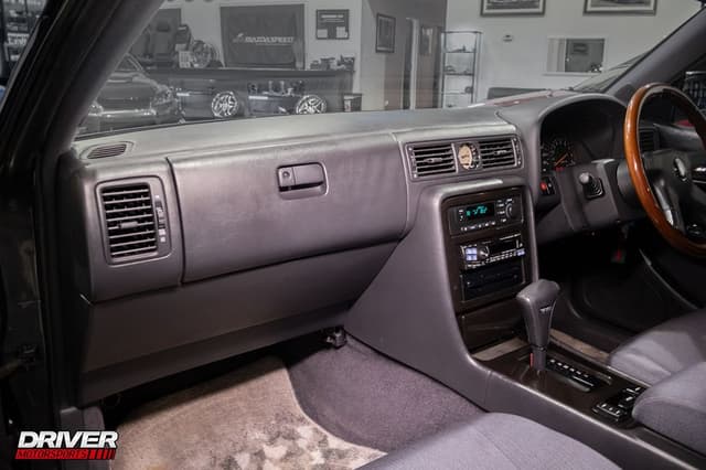 1993 Nissan Cedric JDM car for sale — photo 14 of 25
