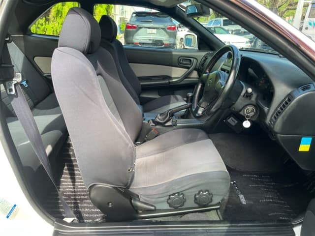 1998 Nissan Skyline JDM car for sale — photo 10 of 17