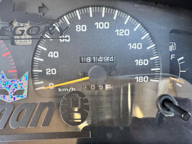 1996 Toyota Hilux JDM car for sale — photo 12 of 17