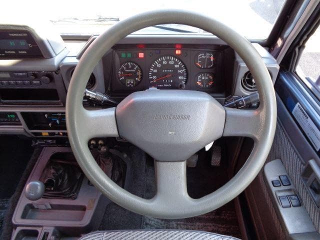 1991 Toyota Land Cruiser JDM car for sale — photo 18 of 25