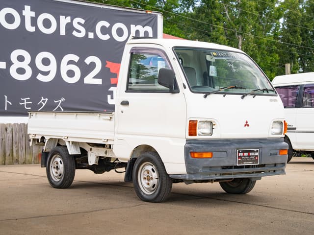 1997 Mitsubishi Minicab JDM car for sale — photo 3 of 13