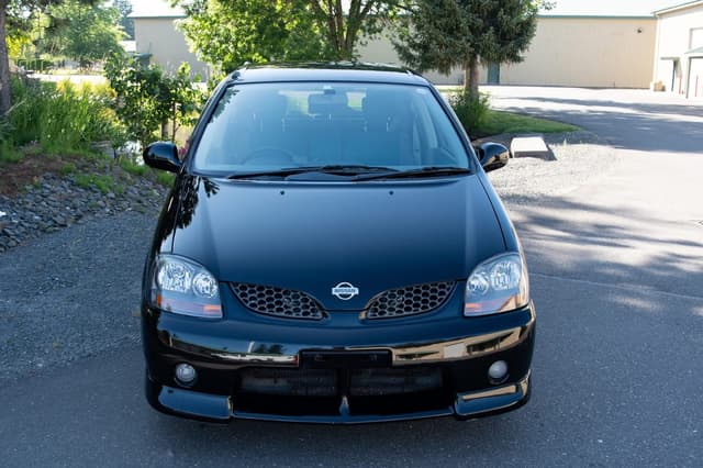 1999 Nissan Tino JDM car for sale — photo 3 of 23