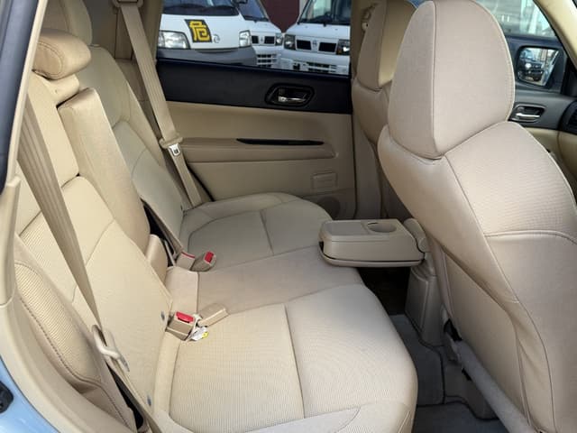 2005 Subaru Forester JDM car for sale — photo 9 of 11