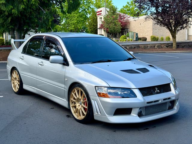 2001 Mitsubishi Lancer Evolution JDM car for sale — photo 7 of 25