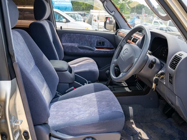 2001 Toyota Land Cruiser Prado JDM car for sale — photo 12 of 18