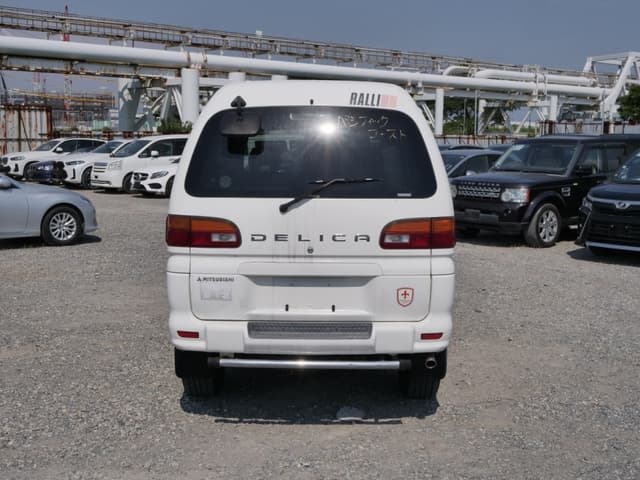 1999 Mitsubishi Delica JDM car for sale — photo 6 of 25