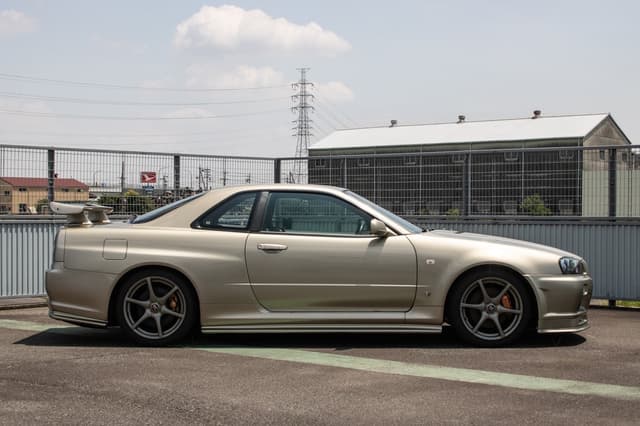 2001 Nissan Skyline JDM car for sale — photo 12 of 25