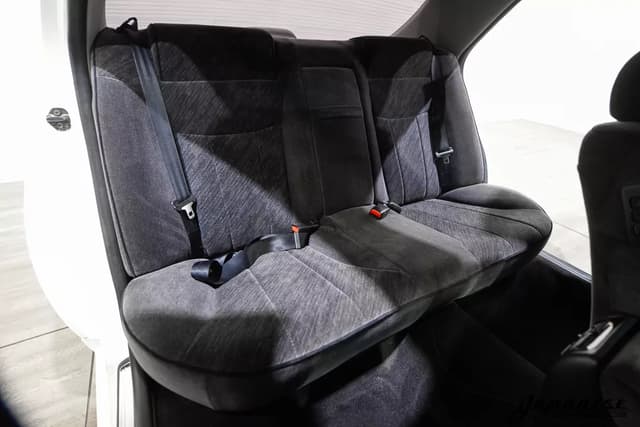 1997 Nissan Cima JDM car for sale — photo 16 of 25