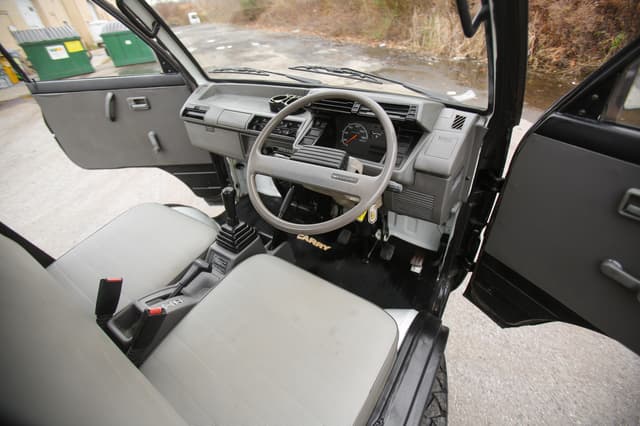 1990 Suzuki Carry JDM car for sale — photo 3 of 6