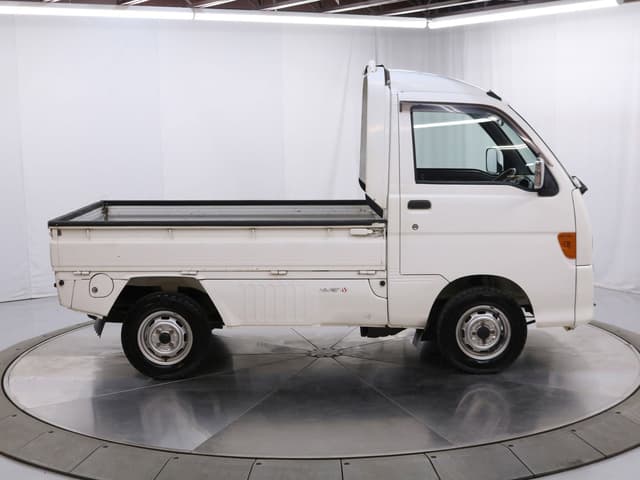1998 Daihatsu Hijet JDM car for sale — photo 7 of 25