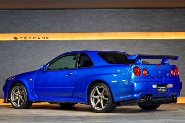 1999 Nissan Skyline JDM car for sale — photo 4 of 25